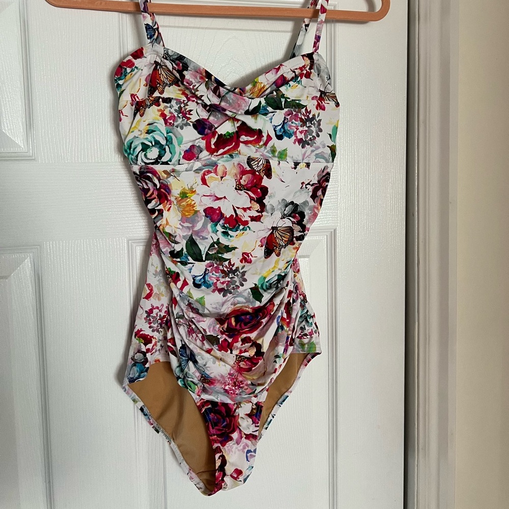 DownEast Floral One-Piece Swimsuit in White Multi Size Small